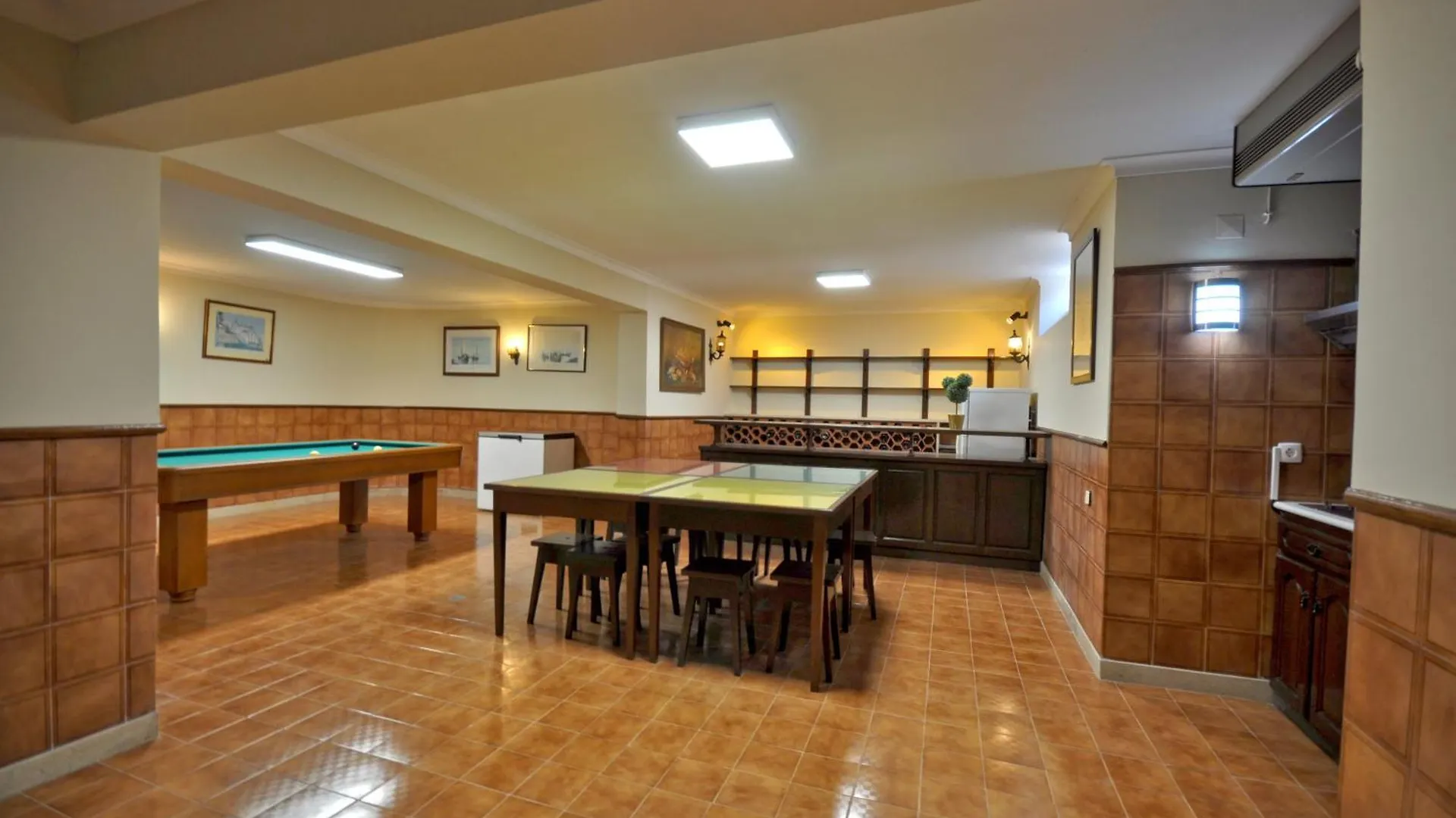 Private Pool Villa Walking Distance To The Centre Loule 0*,