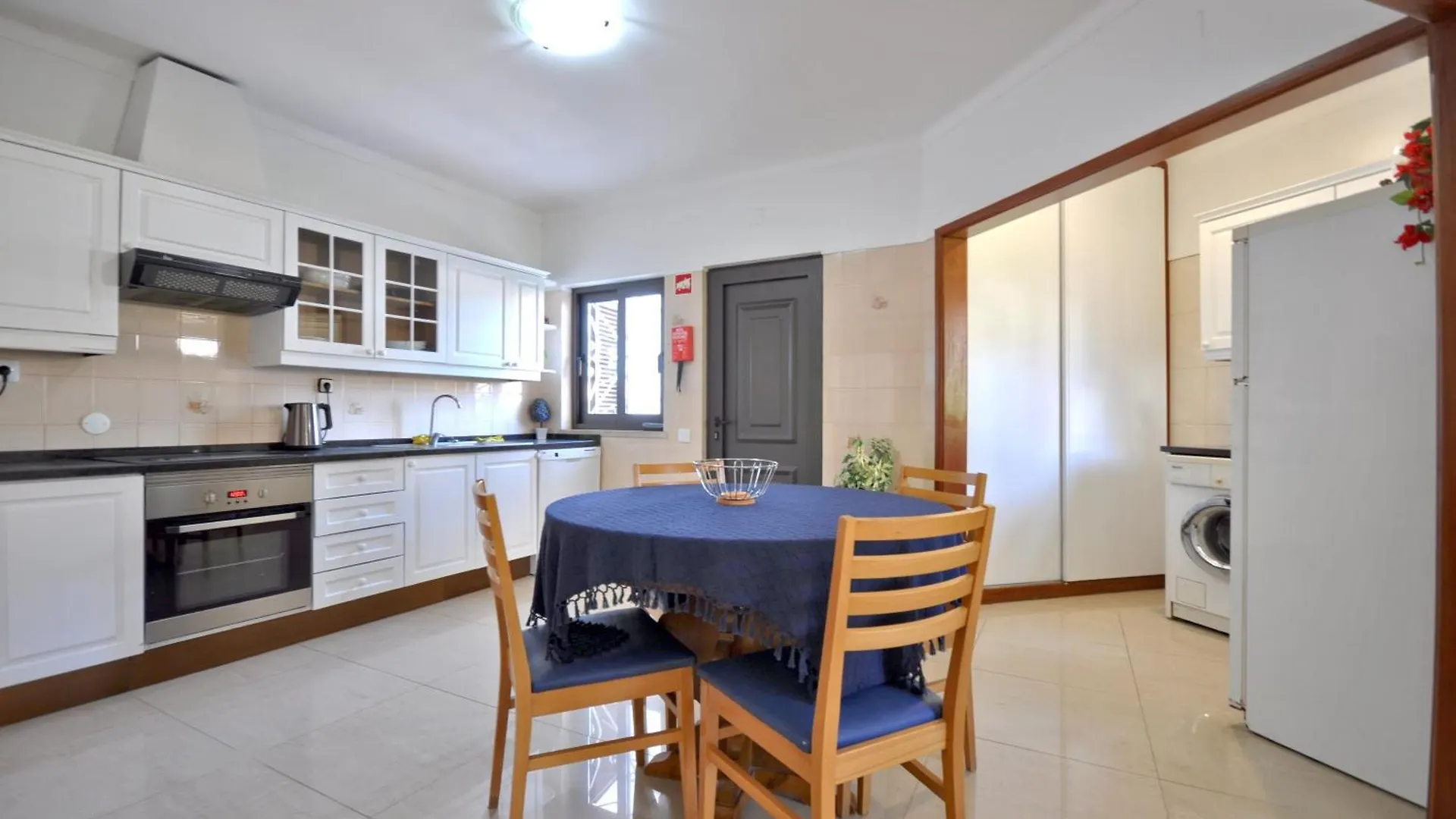 Private Pool Villa Walking Distance To The Centre Loule